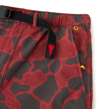 Load image into Gallery viewer, Florence Marine X - Men's F1 Expedition Short - Maroon Camo
