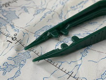 Load image into Gallery viewer, CountryComm Composite Resin Disposable Tweezers