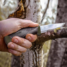 Load image into Gallery viewer, Morakniv Companion (S) Military Green, Bulk