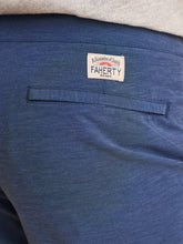 Load image into Gallery viewer, Faherty - Men's Belt Loop All Day Shorts 9" - Navy
